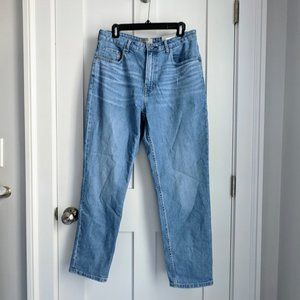 Everlane "curvy cheeky" hi-rise straight leg jean in "sky blue" wash, 31R